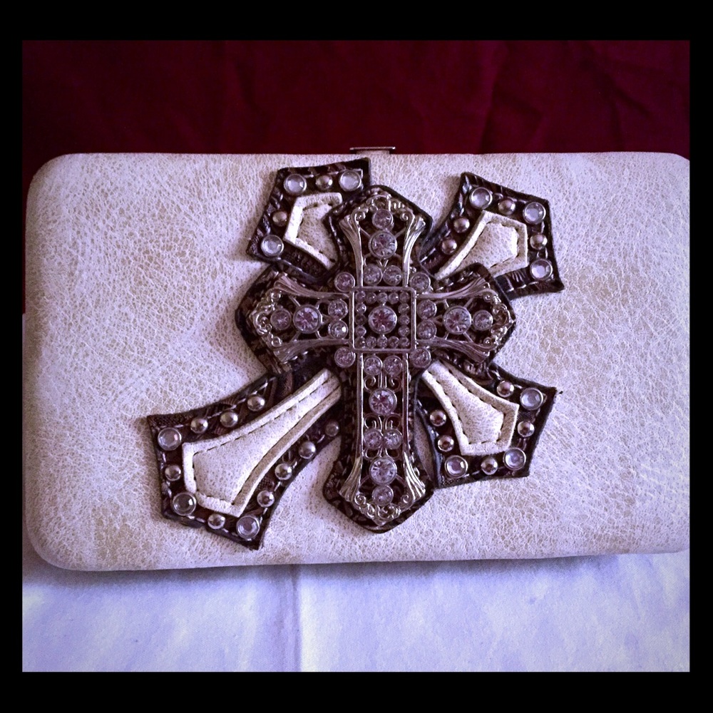 🔴 Studded Cross Snap Close Wallet